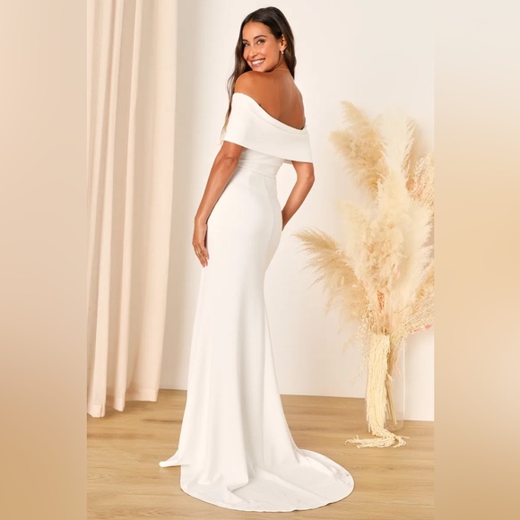 Lulus - Exceptional Romance White Off-the-Shoulder Mermaid Maxi Dress (L/XS) - Picture 4 of 5